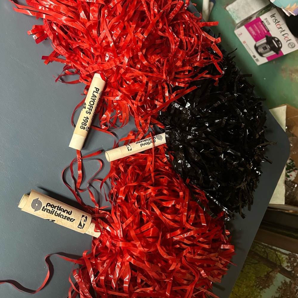 2008 vintage Trailblazer basketball Pom poms